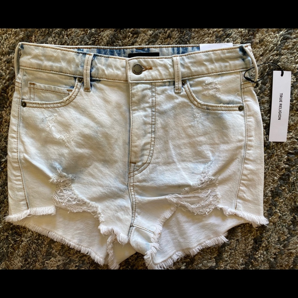 True Religion Caia jean shorts Size 28